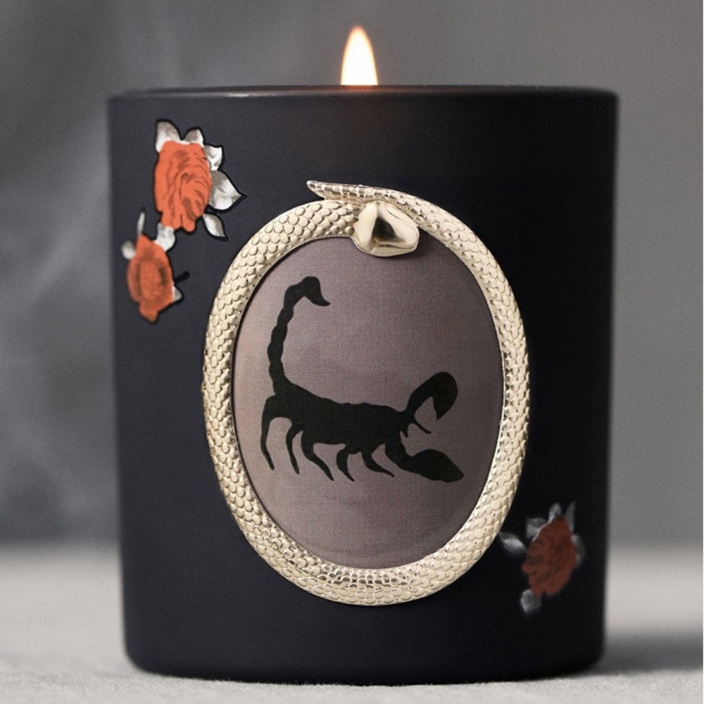 Catherine‎ Martin Enchanted Black Candle